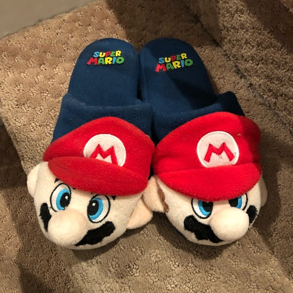 nintendo slippers